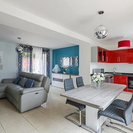Logement 004 A 300M De La Gare Mantes La Jolie Zewnętrze zdjęcie